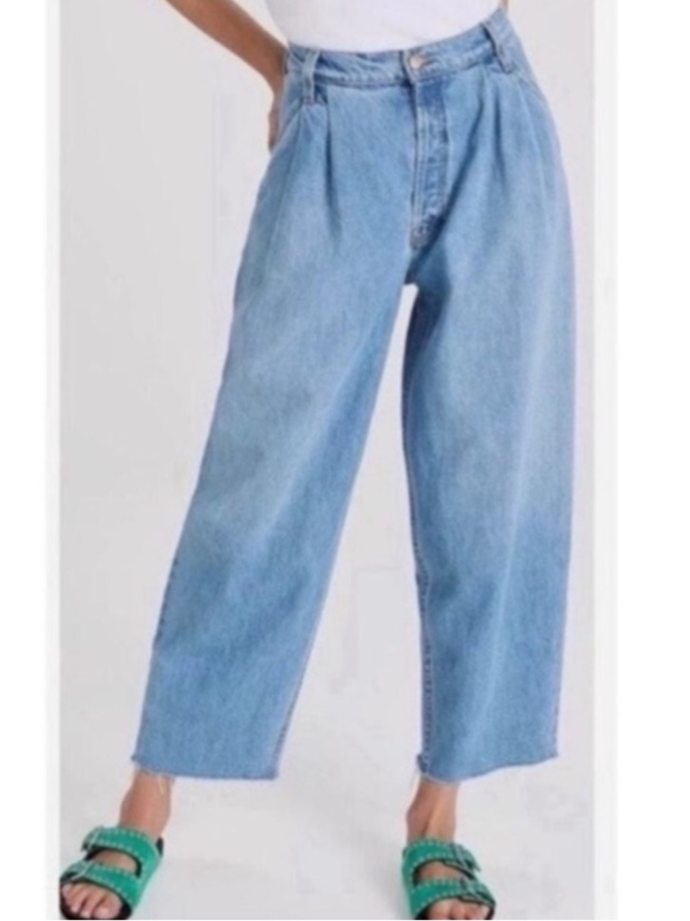 Mother Denim Snacks Double Prep Fun Dip Flood Fray Jeans in Nothing Else